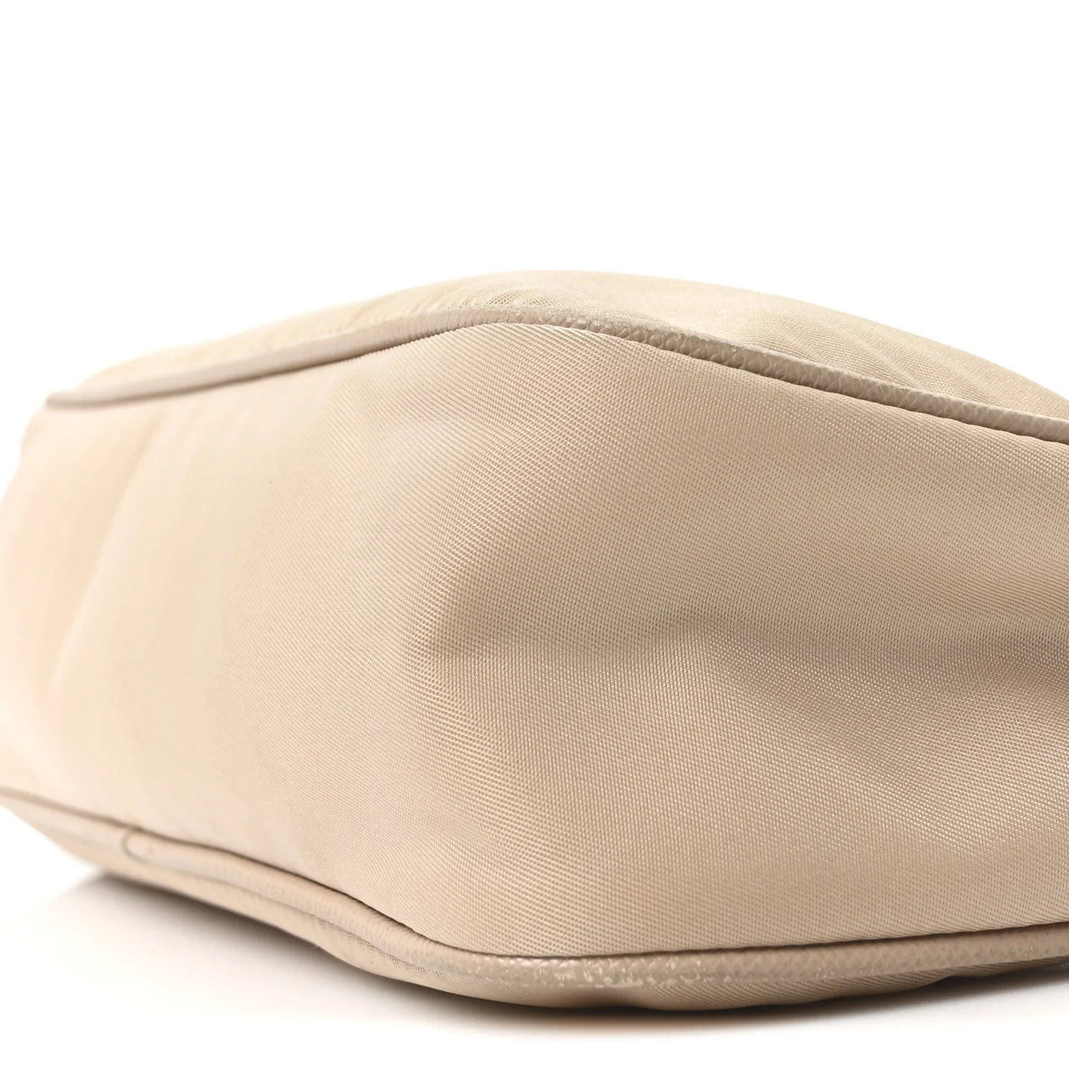 Nylon Re-Edition 2005 Shoulder Bag Cammeo - Top Club