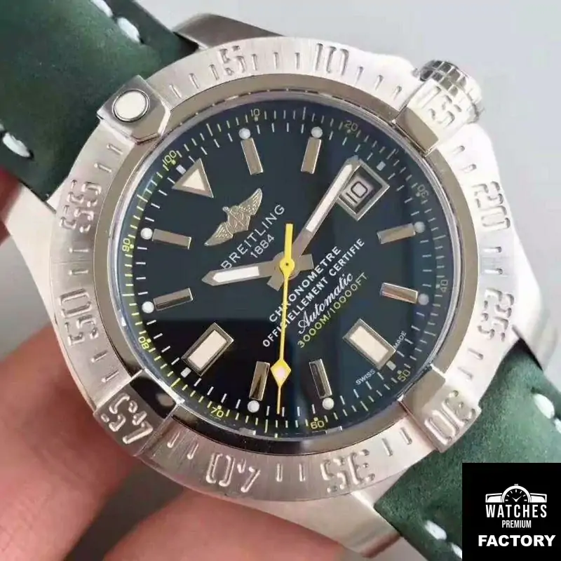 Breitling Avenger II Seawolf A1733110 / BC30 / 435X / A20BASA.1 Green Leather Strap GF Factory Black Dial