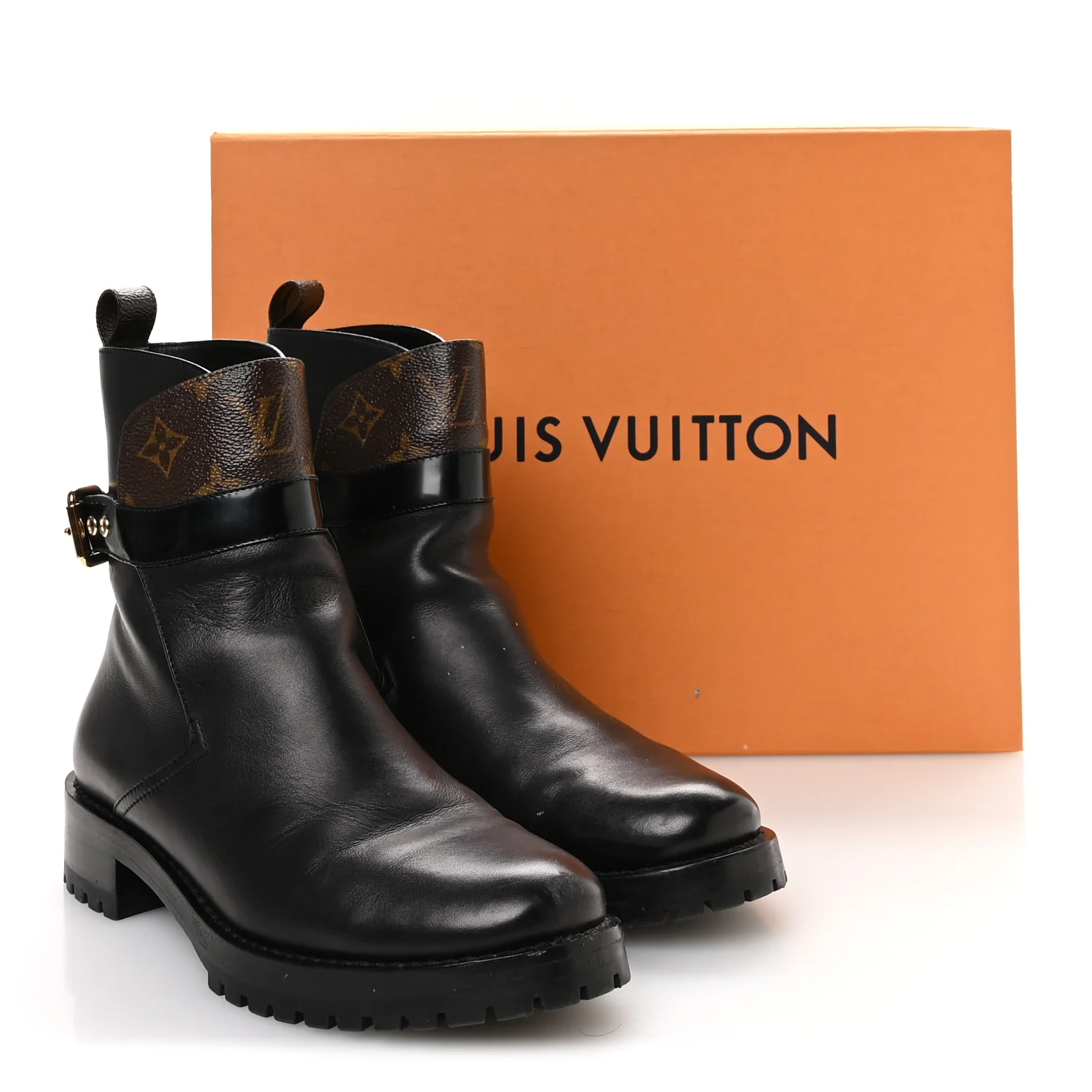 Calfskin Monogram Discovery Flat Ankle Boots 38 Black - Top Club