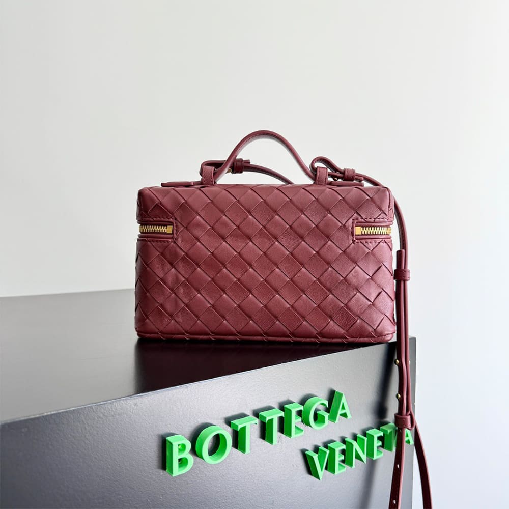 Bottega Veneta Bang Bang Vanity Case(high-end grade) - Top Club