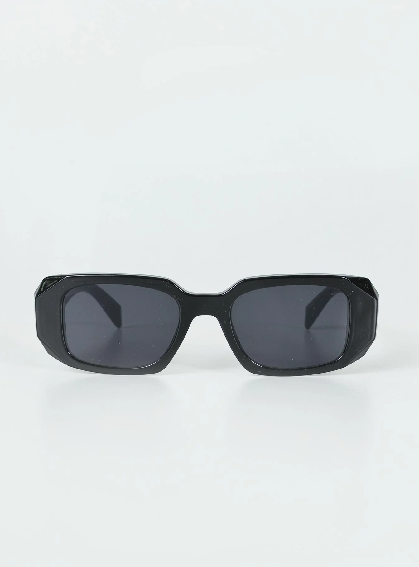 Gabrysia Sunglasses Black