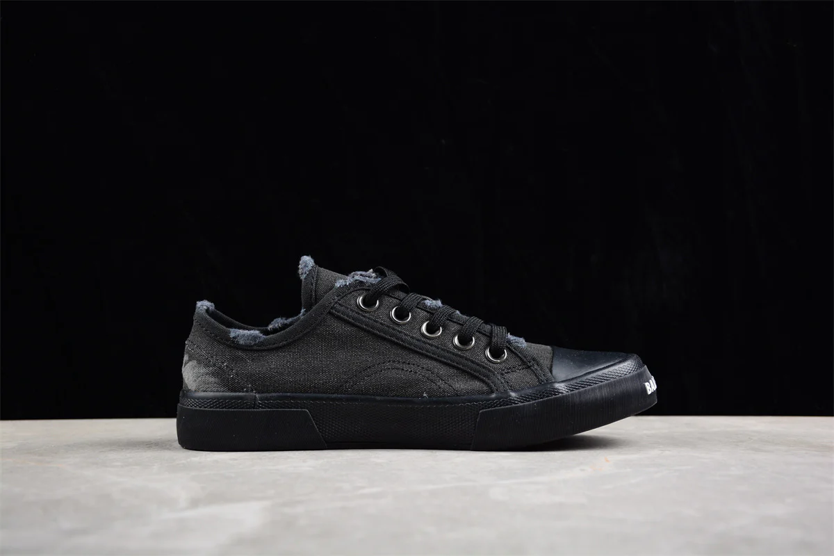 Balenciaga Paris Low Top Black Sneakers - Sneaker Replica Workshop
