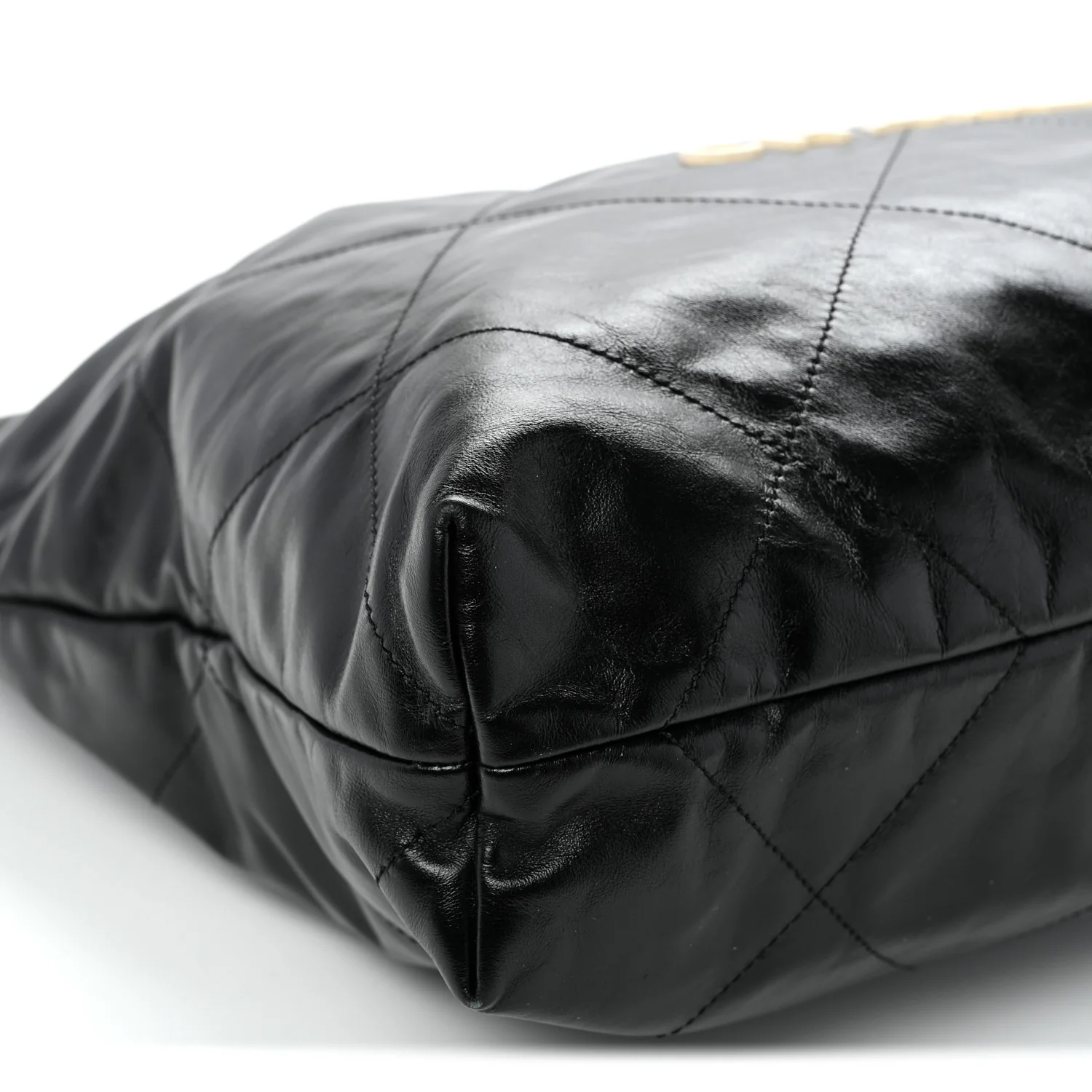 Shiny Calfskin Quilted Large Chanel 22 Black - Top Club