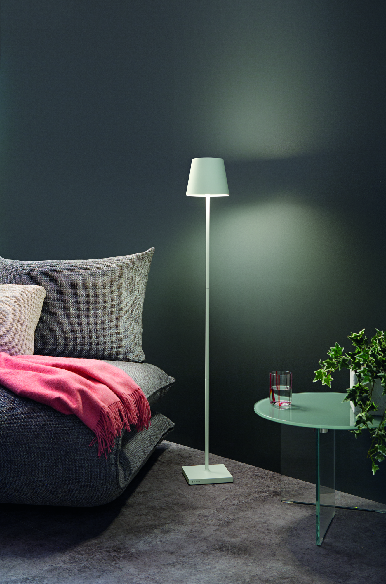 Zafferano oplaadbare vloerlamp L