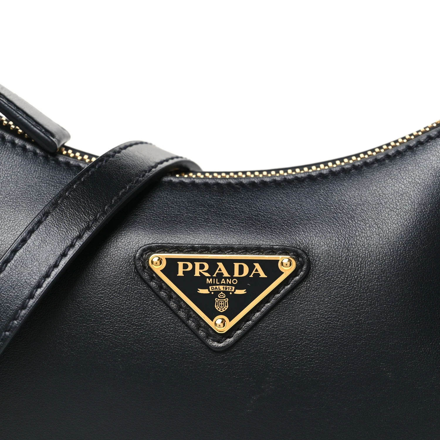 Soft Calfskin Arque Shoulder Bag Black - Top Club