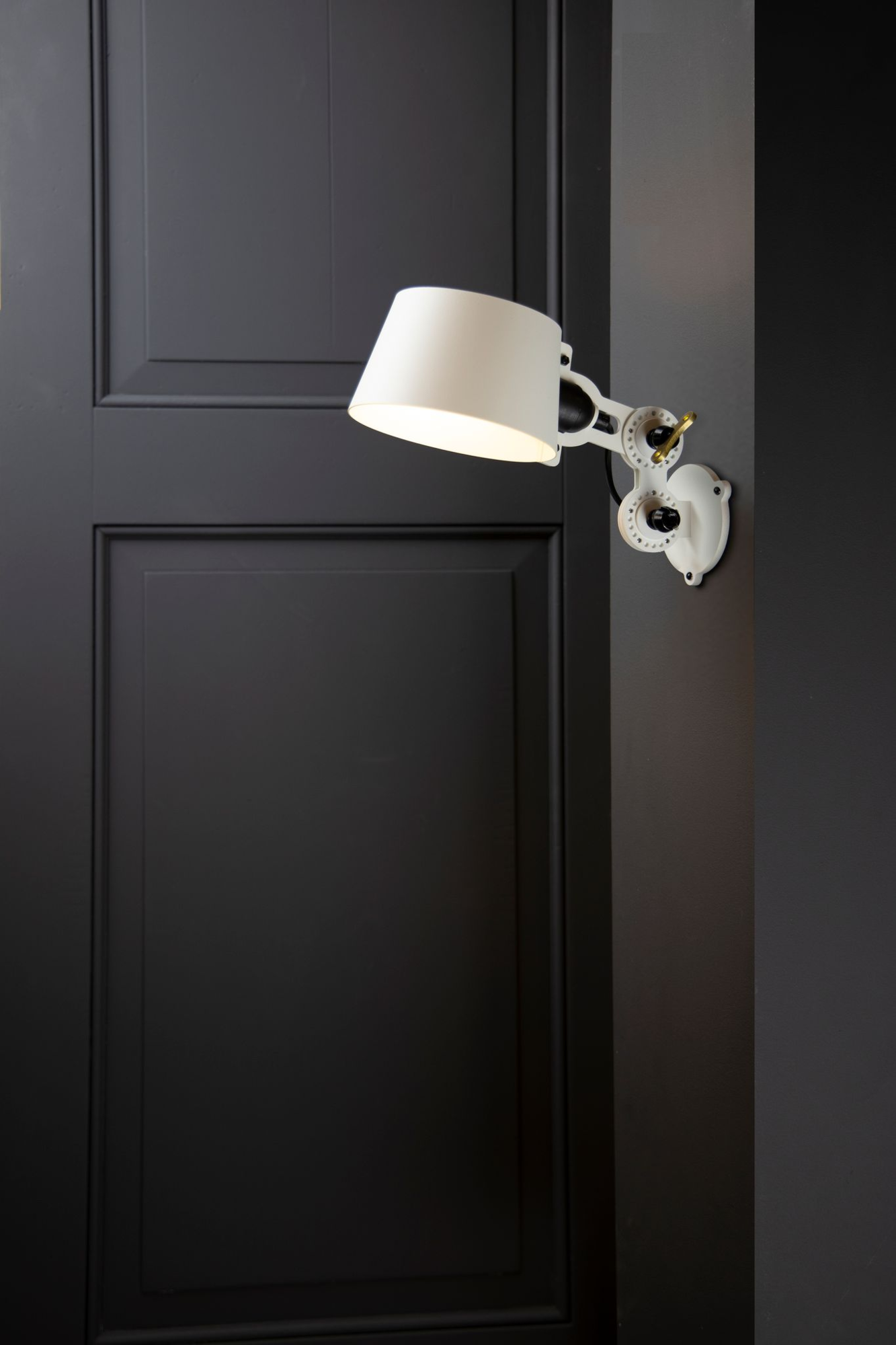 Wandlamp Bolt sidefit mini install smokey black