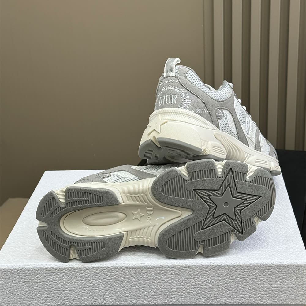Dior Chrono Sneaker - Top Club