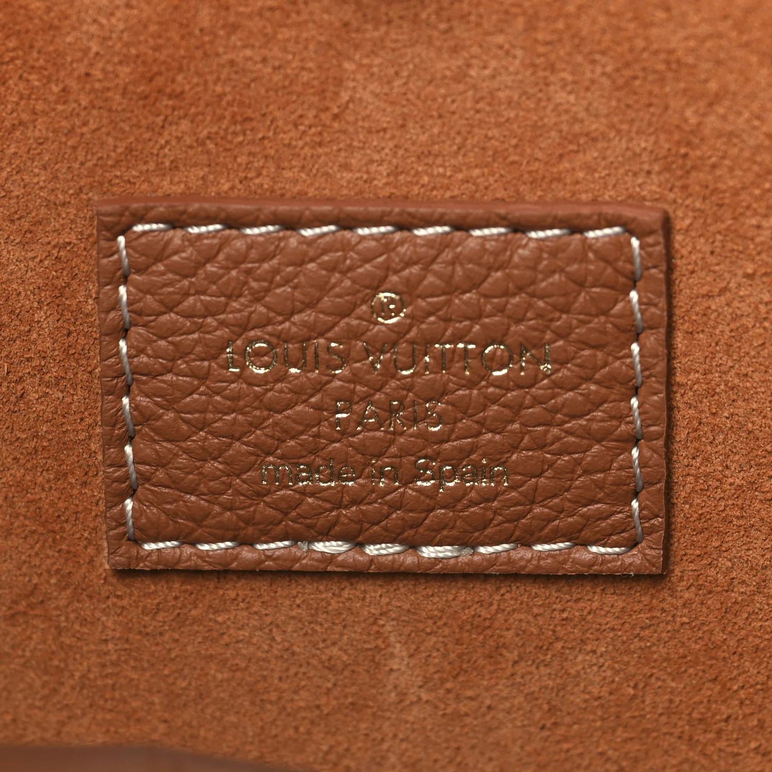 Grained Calfskin Low Key Hobo MM Cognac - Top Club