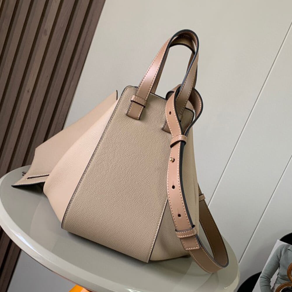 LOEWE Small Hammock bag in soft grained calfskin - Top Club