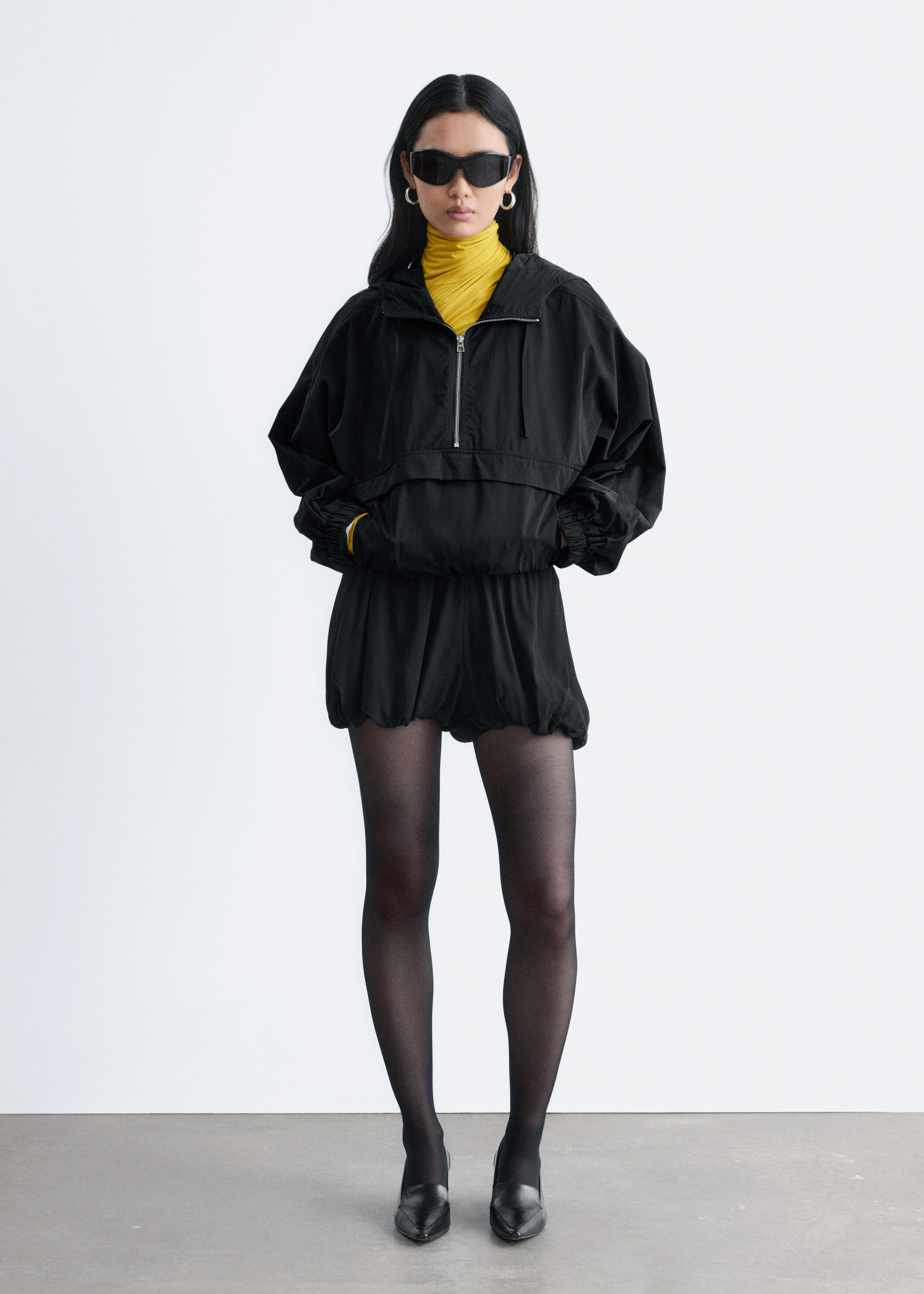 & Other Stories ELASTIC BUBBLE SHORTS