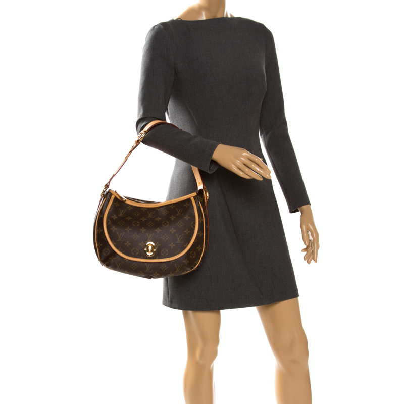 Louis Monogram Canvas Tulum Shoulder PM Bag size: 30*11*23 cm - Top Club