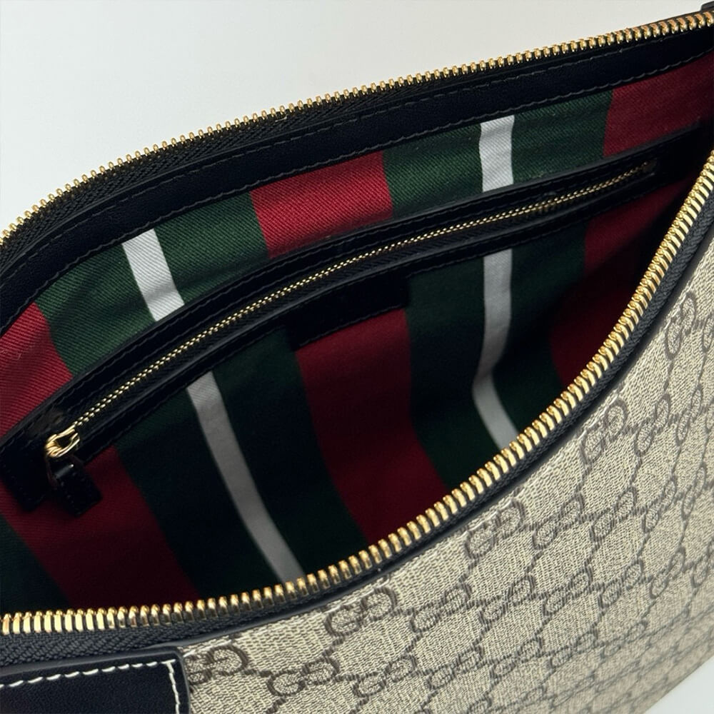 GG Emblem medium shoulder bag - Top Club