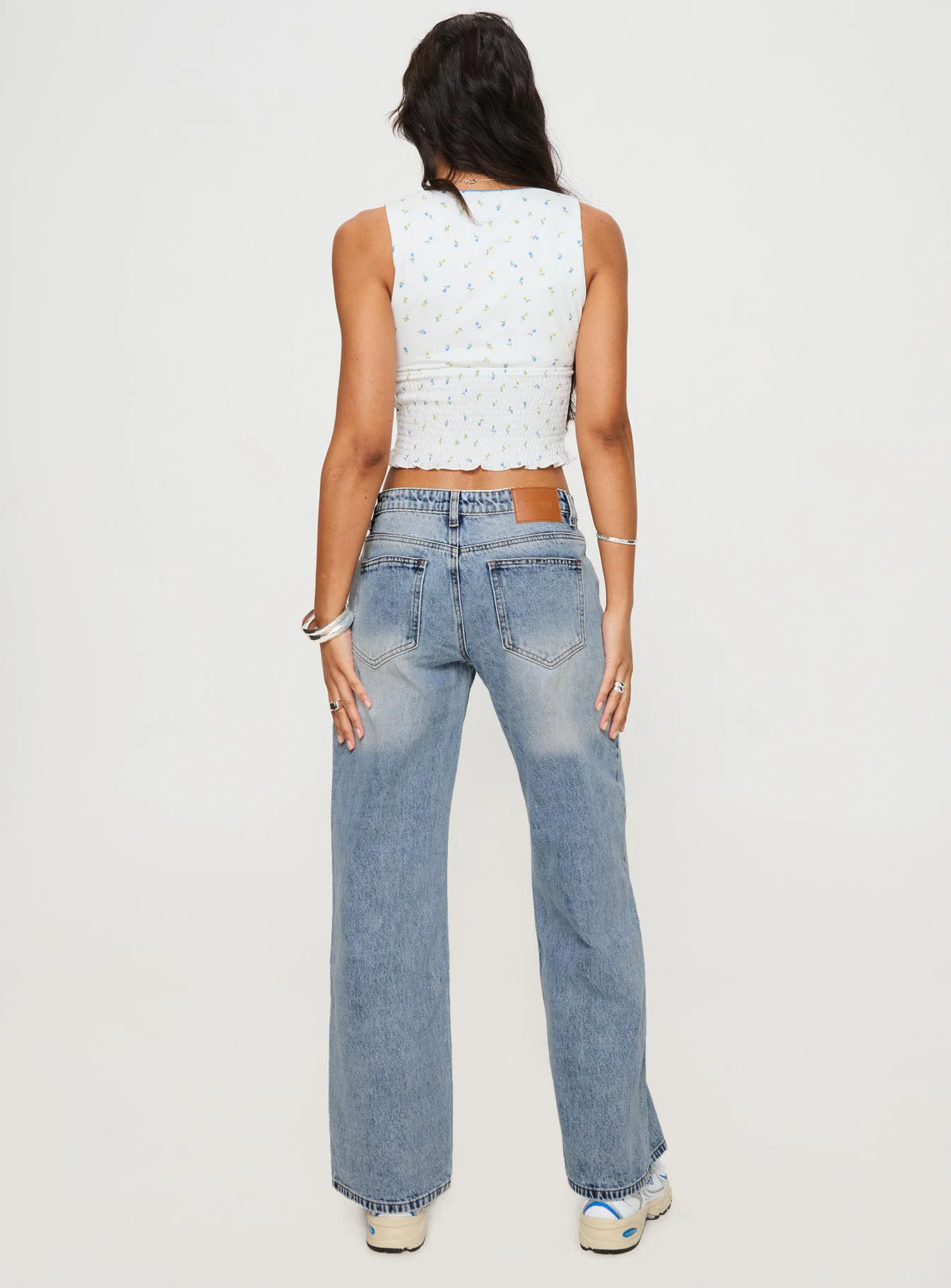 Ronine Low Rise Wide Leg Jeans Light Wash