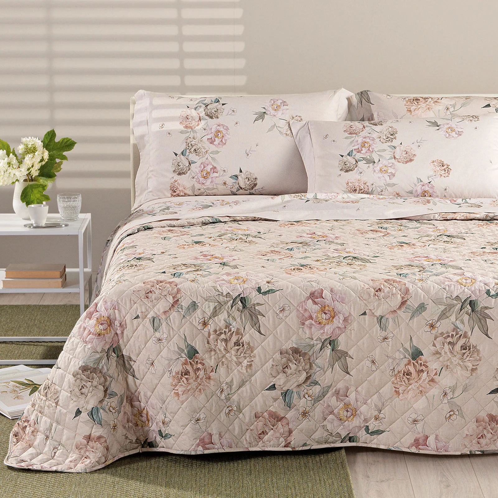 Copriletto Trapuntato In Cotone Peonia Queen Matrimoniale Unica Caleffi