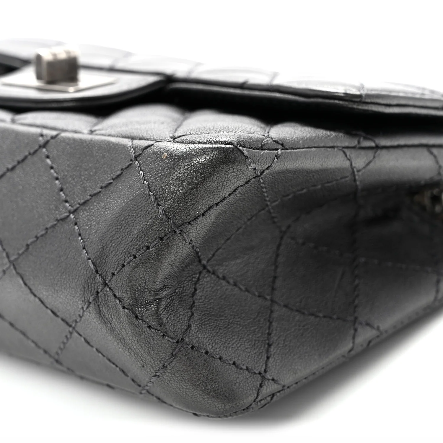 Metallic Sheepskin Quilted 2.55 Reissue Mini Flap Dark Silver - Top Club