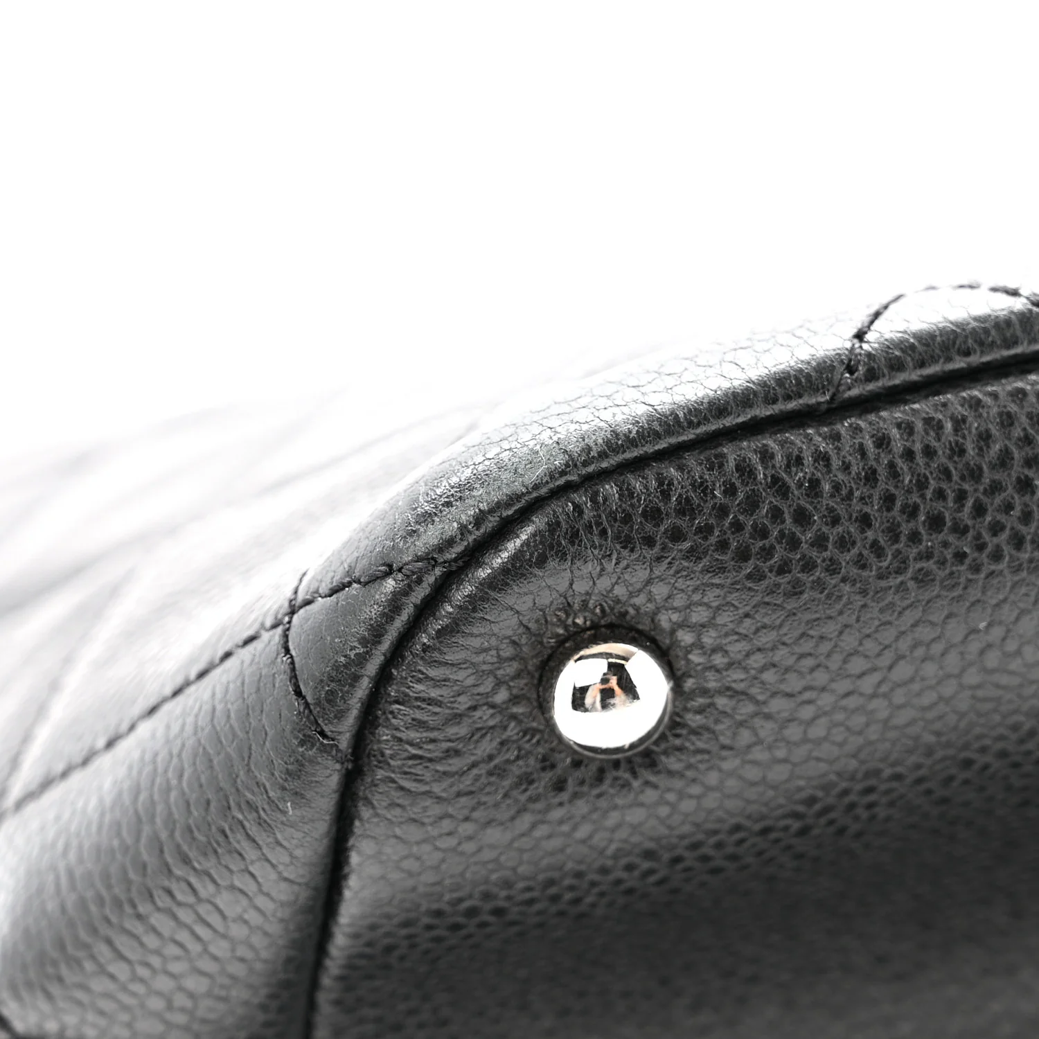 Caviar Quilted CC Timeless Soft Tote Black - Top Club