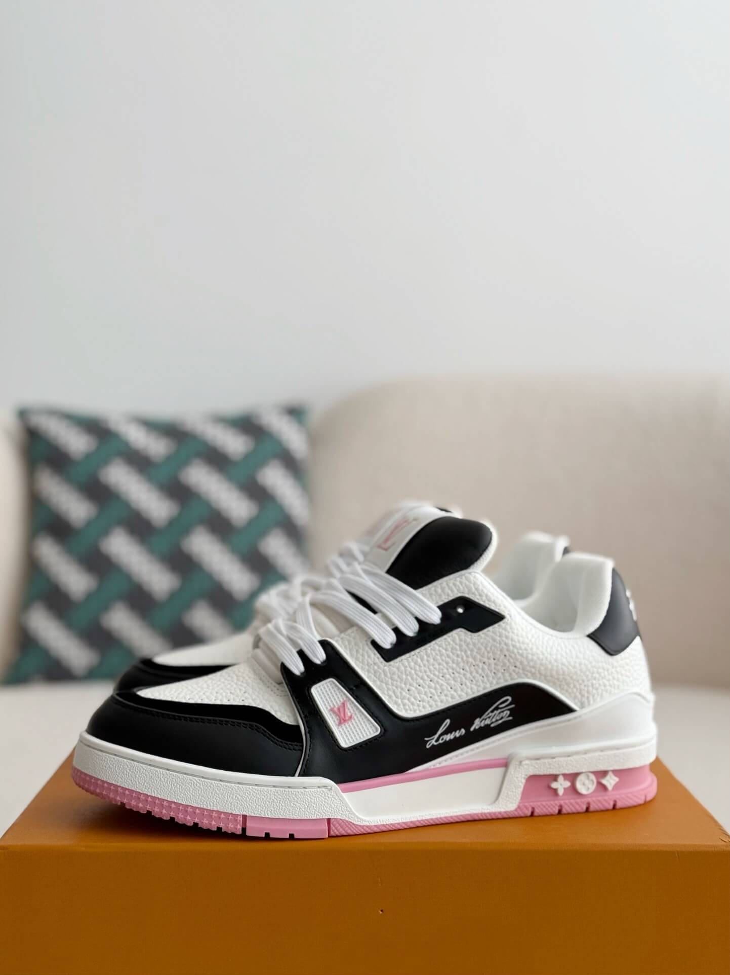 Louis Vuitton LV Trainer #54 Low Pink Sneaker - Sneaker Replica Workshop