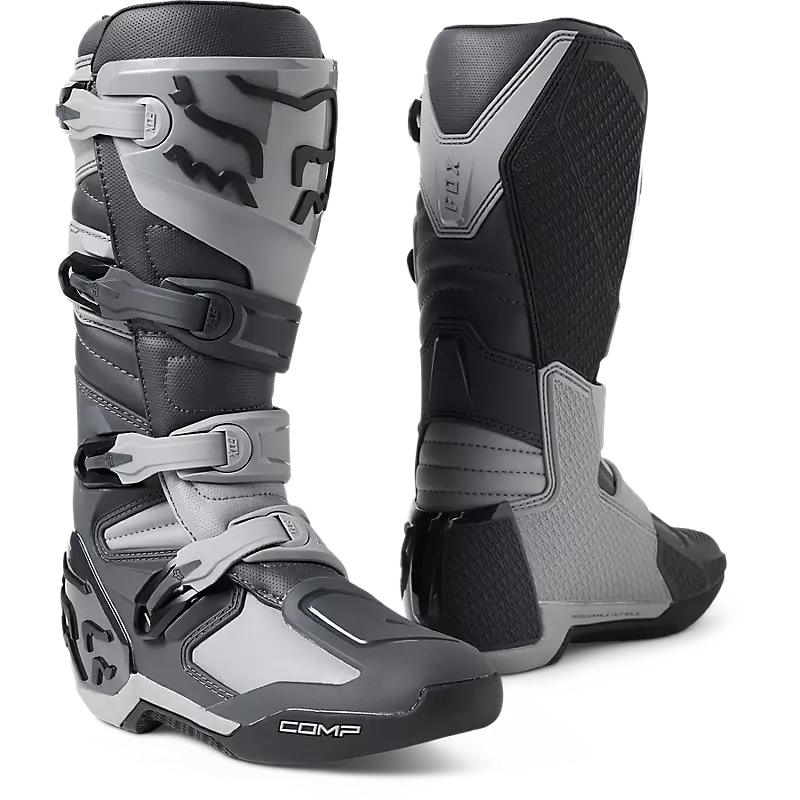Complete boots