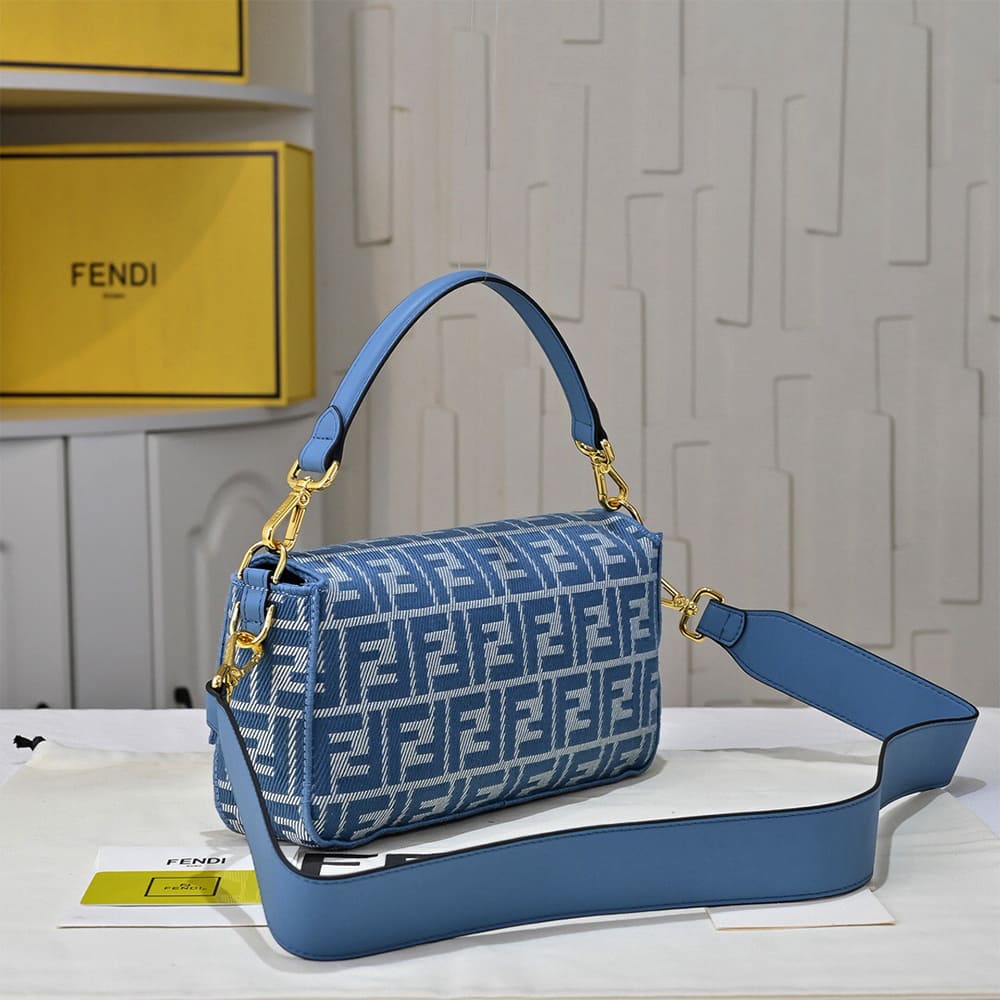 Fendi Baguette - Top Club