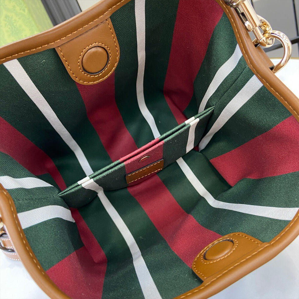 GG Emblem mini bucket bag - Top Club