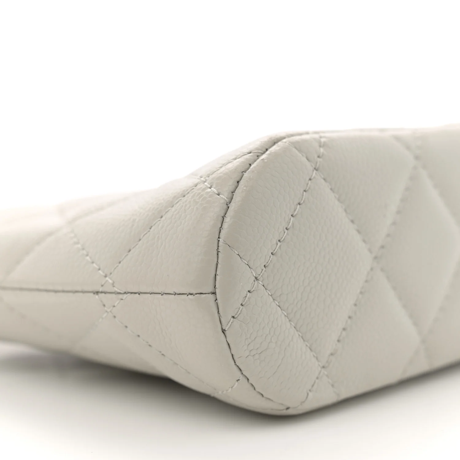 Caviar Quilted Classic Clutch With Chain Light Grey - Top Club