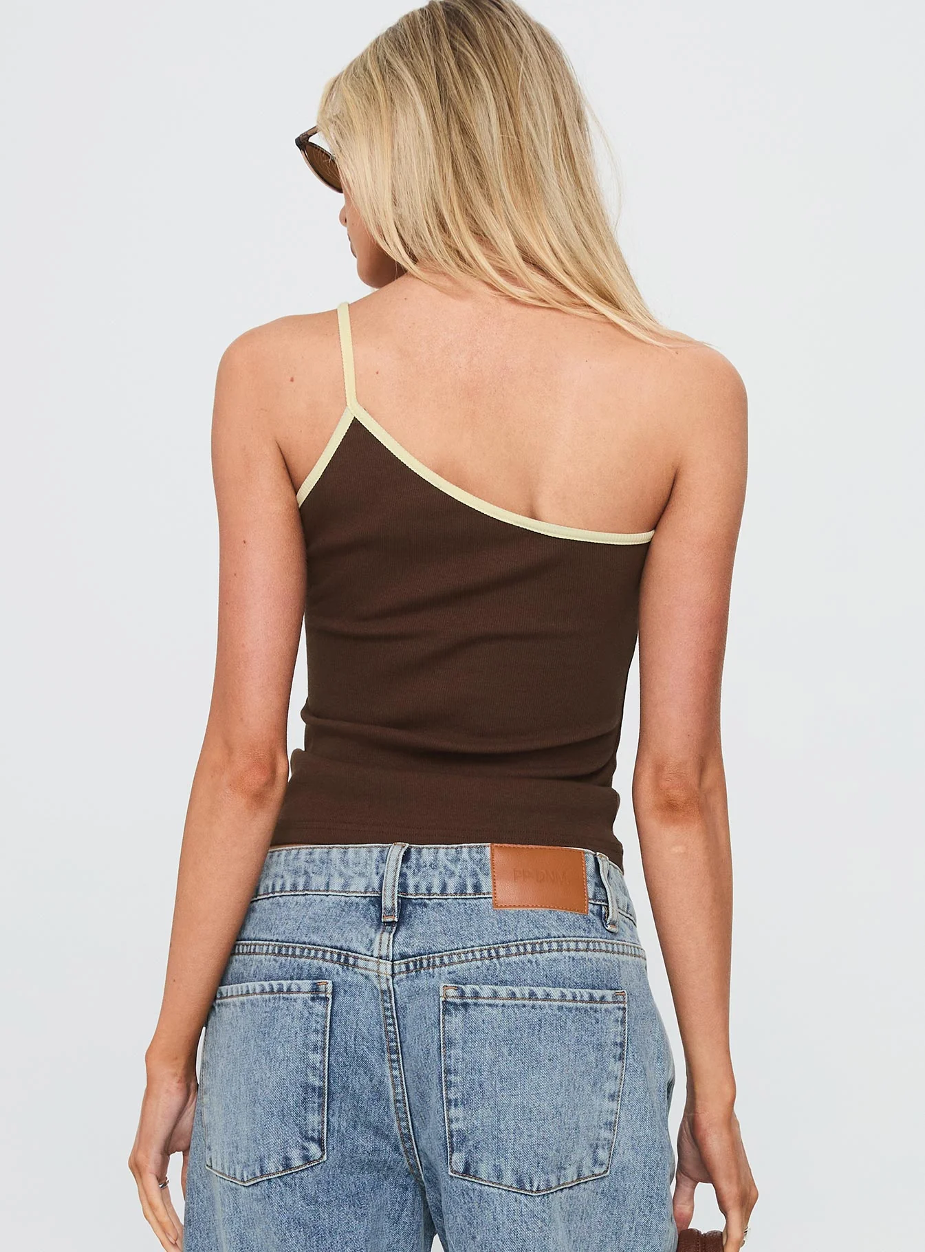 Hold It Down One Shoulder Contrast Top Chocolate / Yellow