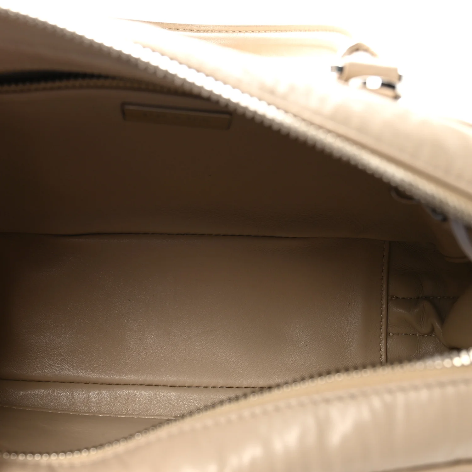 Nappa Antique Medium Re-Edition 2001 Two Handle Bag Deserto - Top Club