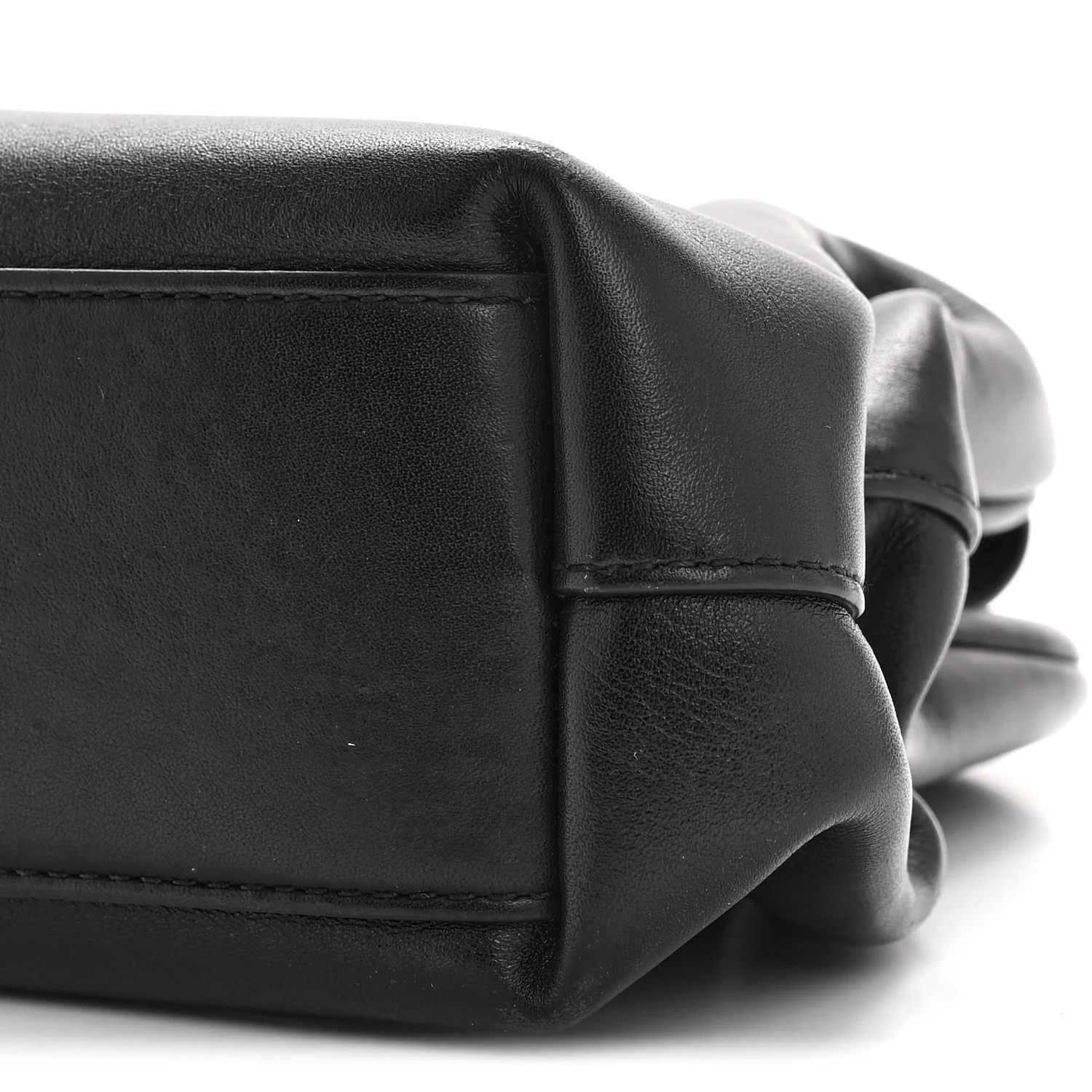 Calfskin Small The Point Triangle Bag Black - Top Club