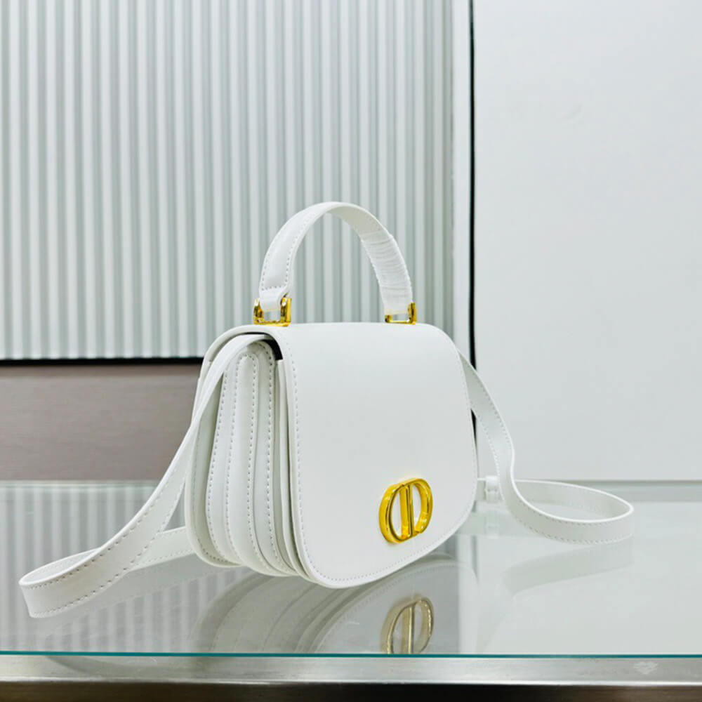 Medium 30 Montaigne Avenue Top Handle Bag - Top Club