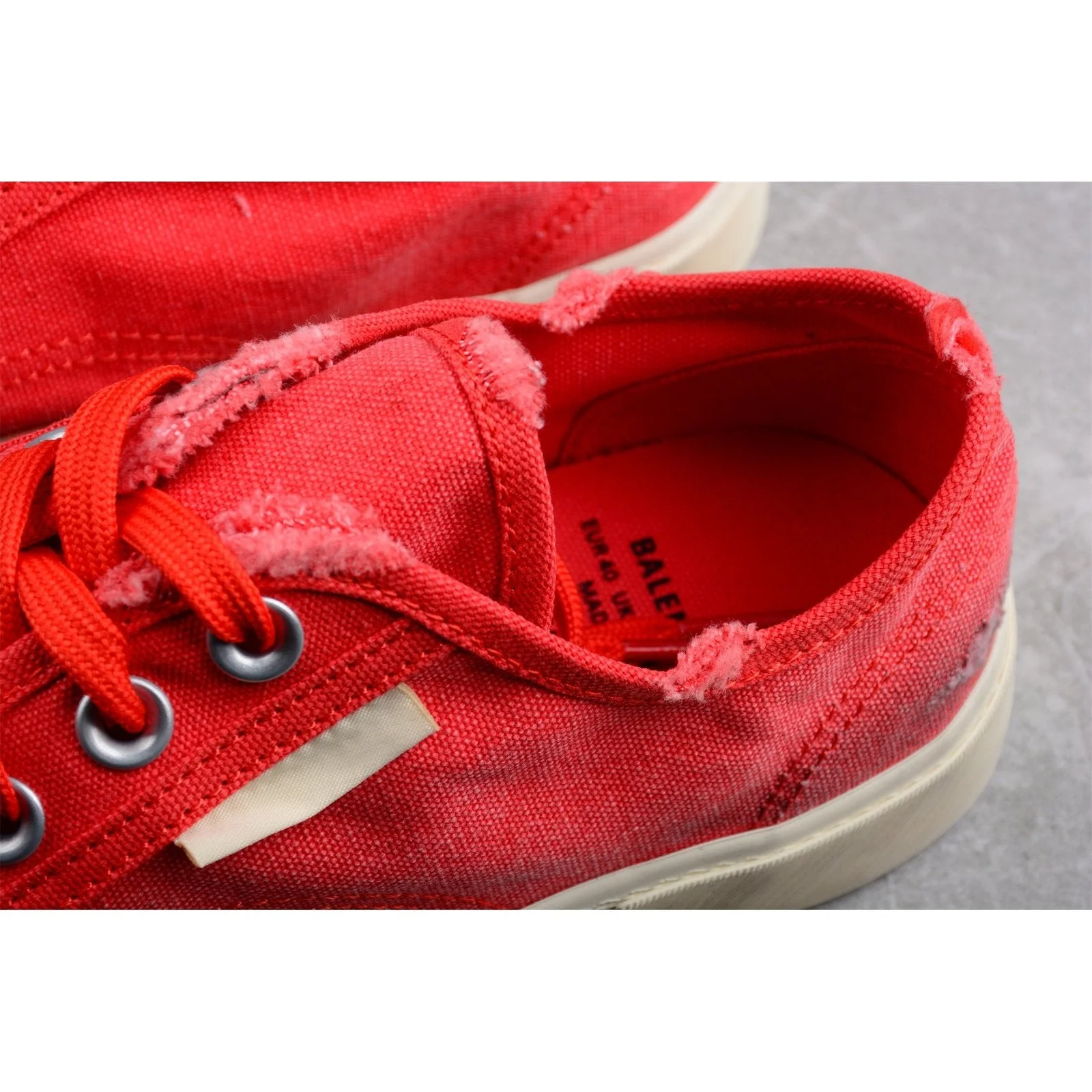BALENCIAGA PARIS MID VULC DESTR x RED - Sneaker Replica Workshop