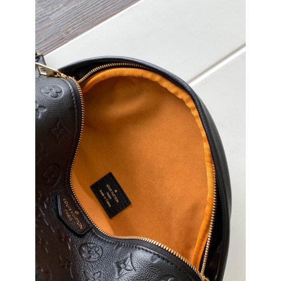 Model: M44836 belt bag M44812 Size: 37*14*20cm - Top Club