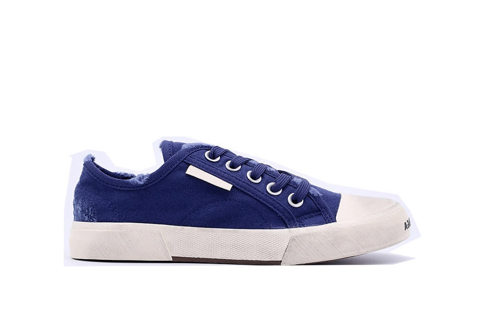 BALENCIAGA PARIS LOW SNEAKER IN BLUE - Sneaker Replica Workshop