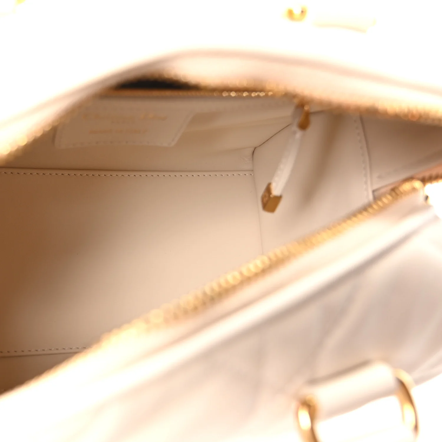 Calfskin Macrocannage Groove 20 Bag Dusty Ivory - Top Club