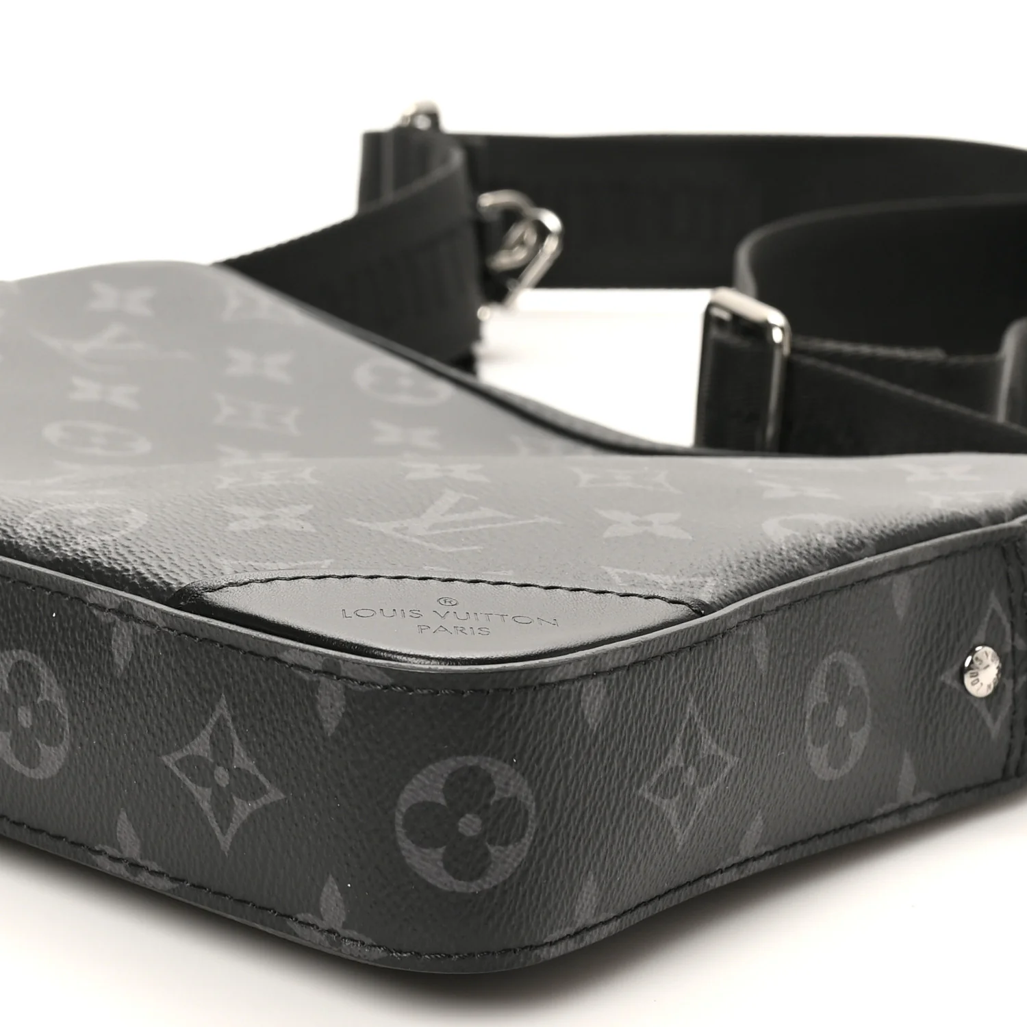 Reverse Monogram Eclipse Trio Messenger - Top Club