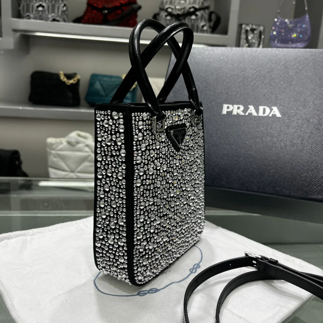 Prada Black Crystal Bag 15x17.5x5cm - Top Club