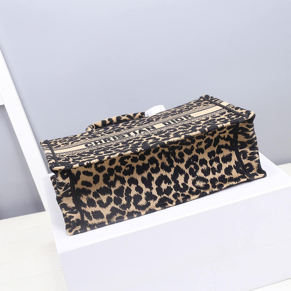 MEDIUM DIOR BOOK TOTE - Top Club