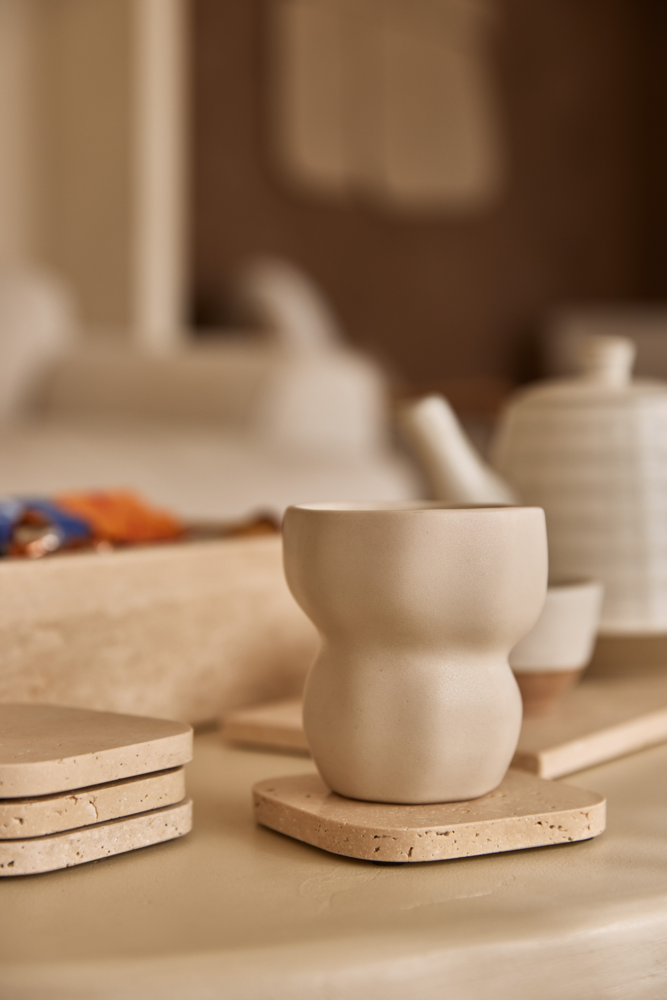 Organische onderzetter Travertine - set van 4