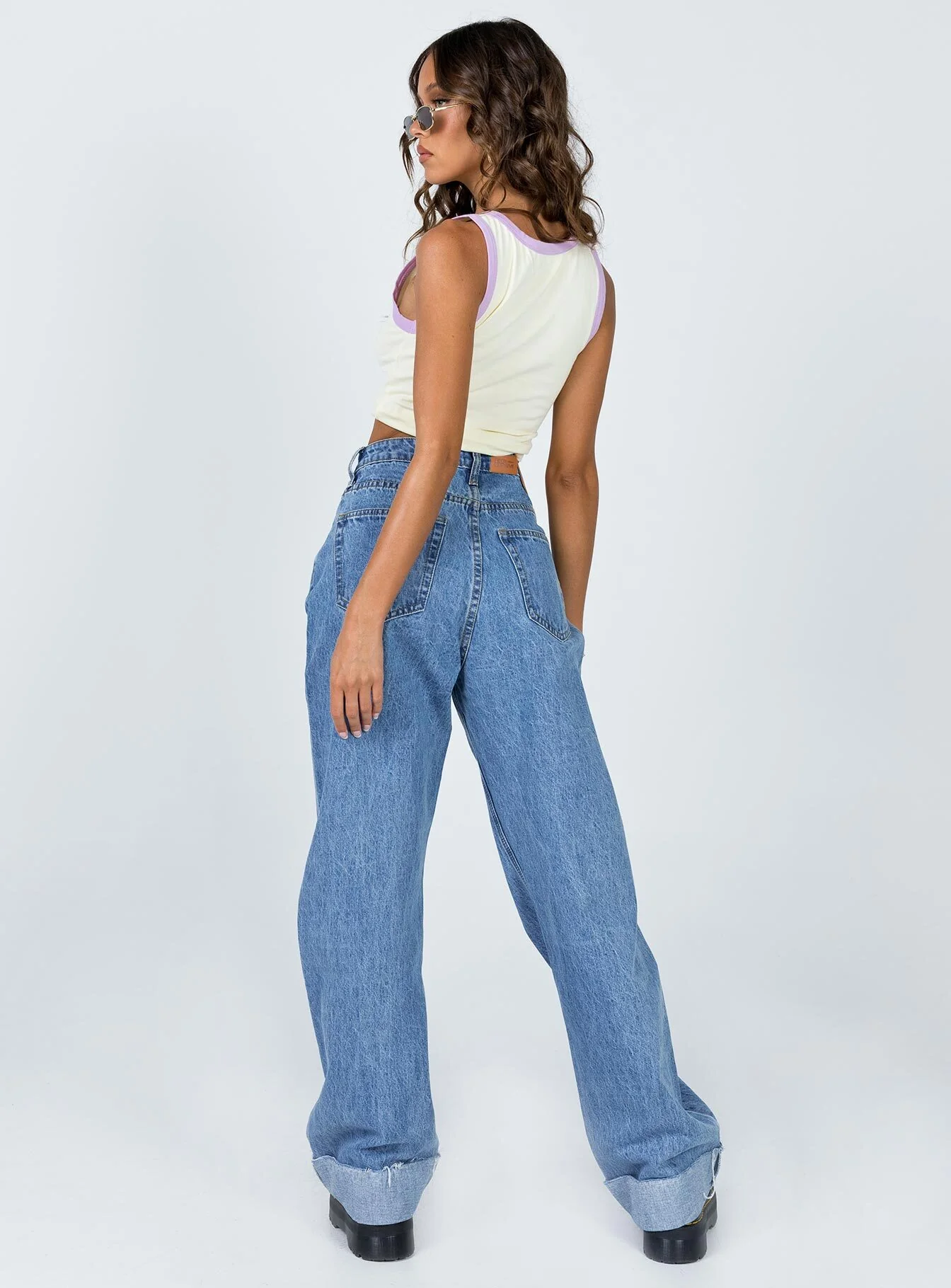 Ollie Mid Rise Straight Leg Jeans Mid Wash Denim
