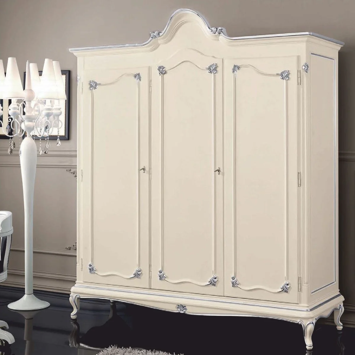 Luxury Baroque Bedroom Cabinet Cream / Silver 181 x H. 235 cm - Made in Italy