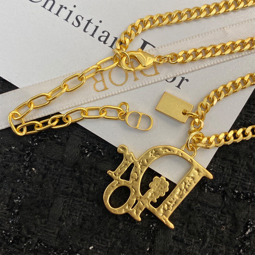 DIOR NECKLACE - Top Club