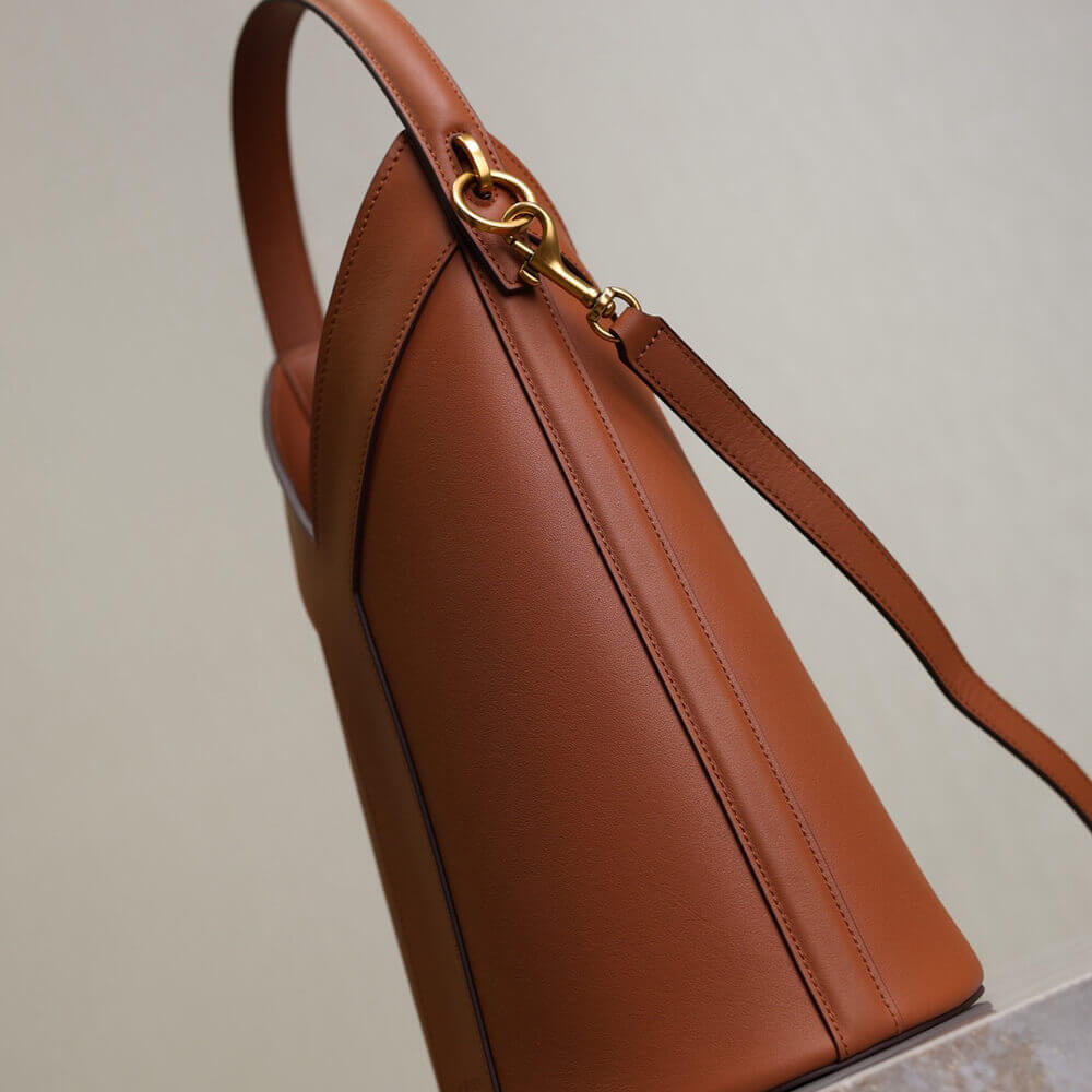 YSL Y top-handle bucket in leather(HIGH-END GRADE) - Top Club