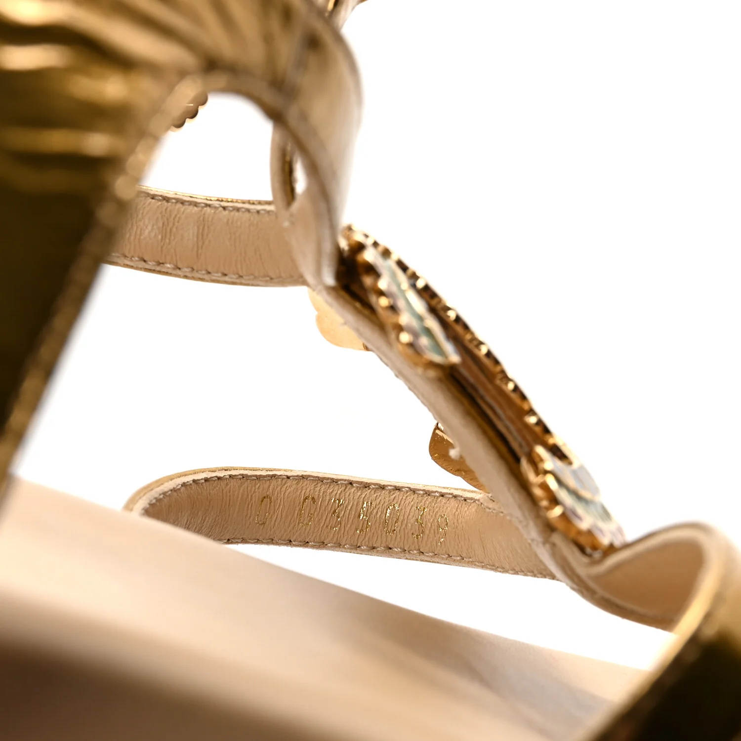 Laminated Lambskin Enamel CC Thong Sandals 38.5 Golden - Top Club