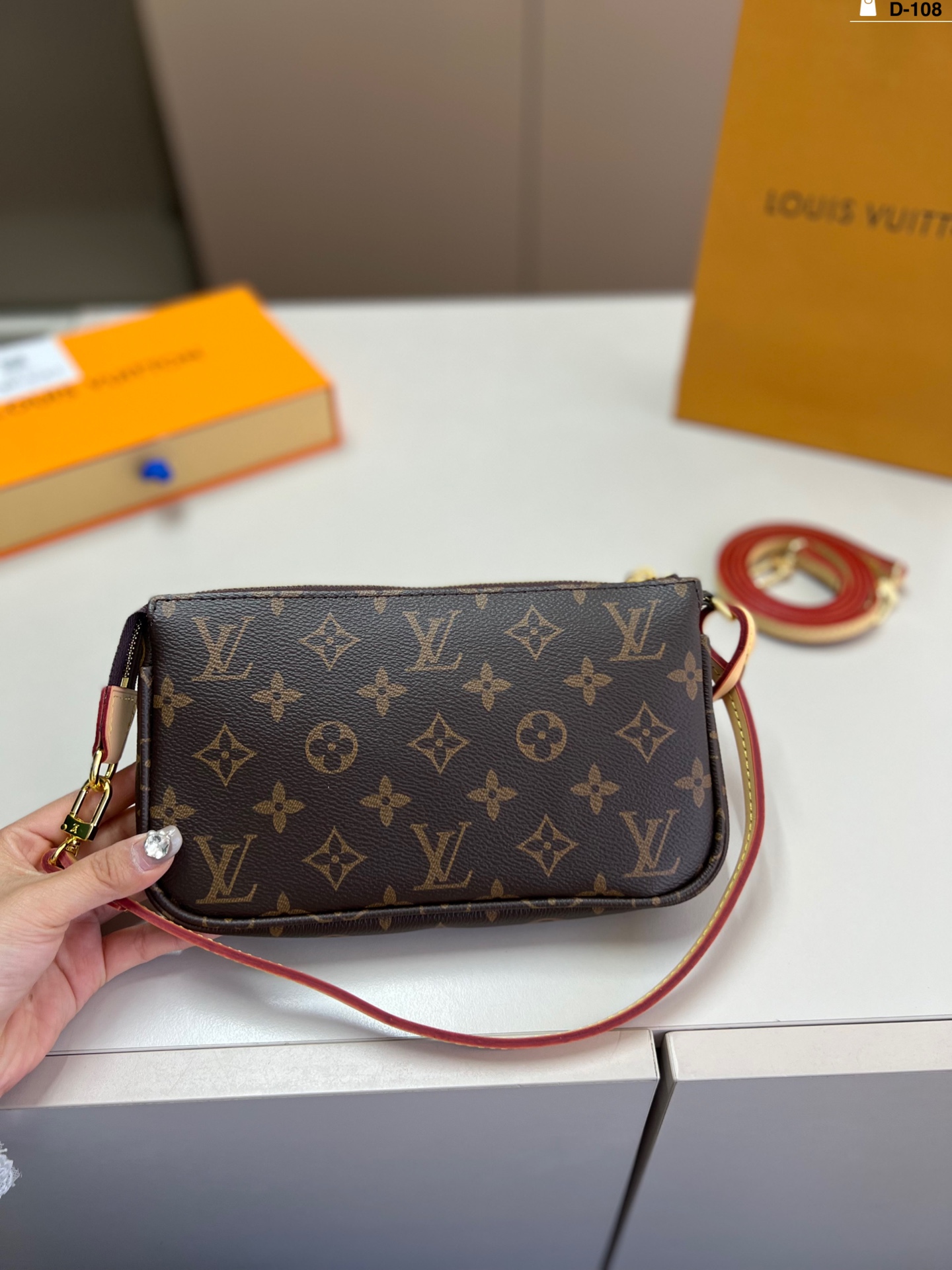 Louis new arrival IVY bag size: 21*12 cm - Top Club
