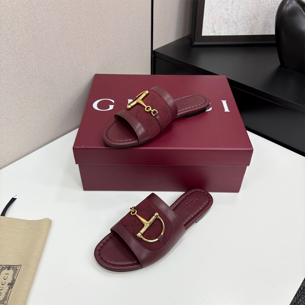 GUCCI Women s slide sandal with Horsebit - Top Club
