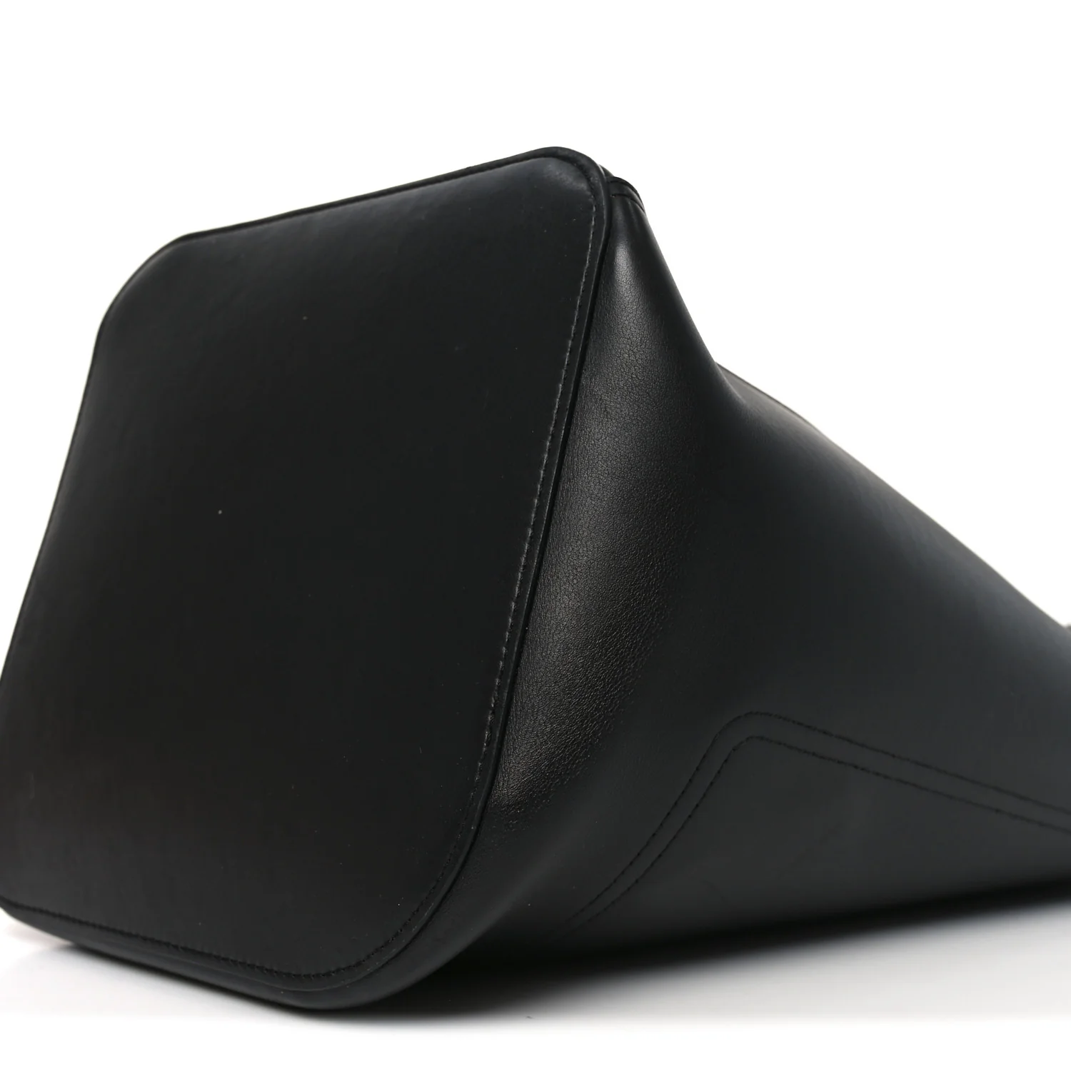 Smooth Calfski Large Woven Pebble Bucket Bag Black - Top Club