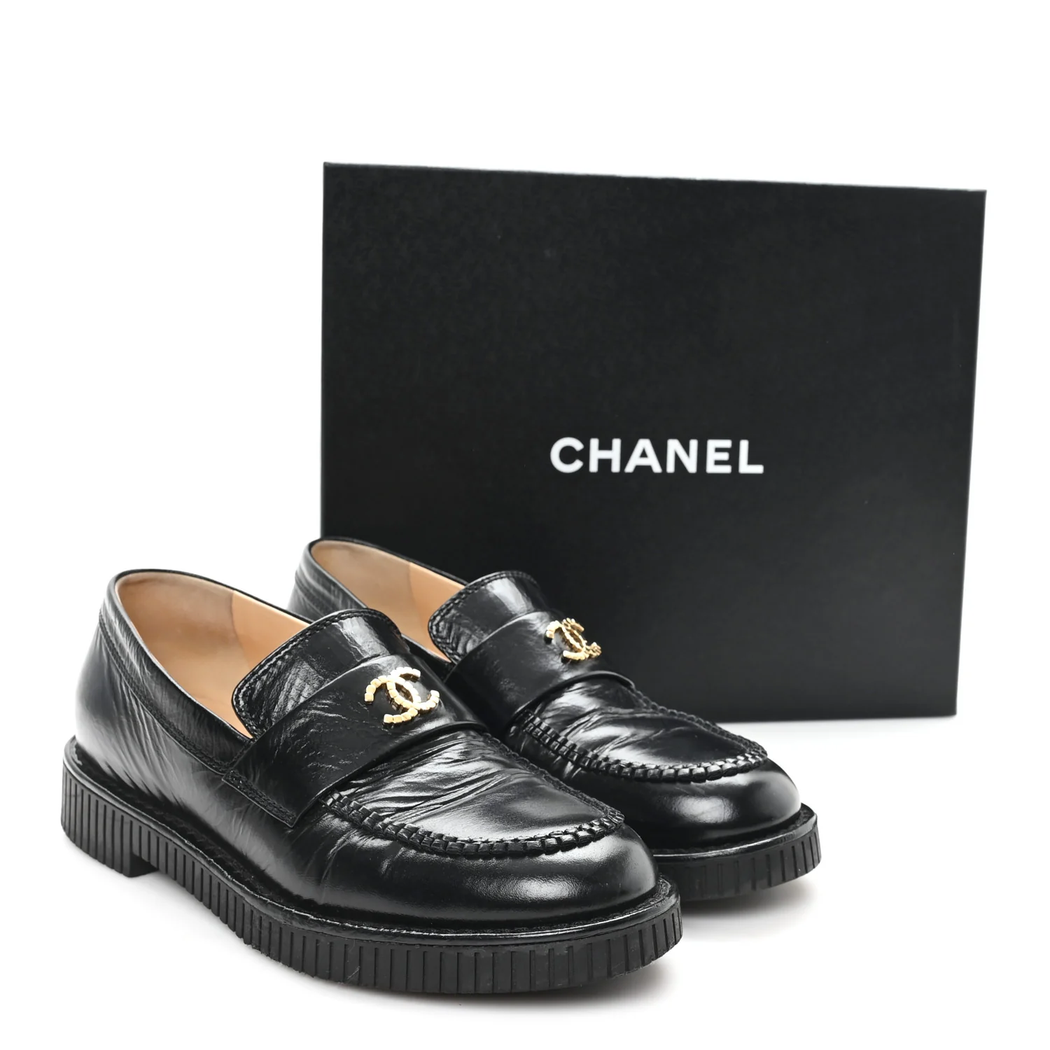 Shiny Crumpled Calfskin CC Mocassin Loafers 38.5 Black - Top Club