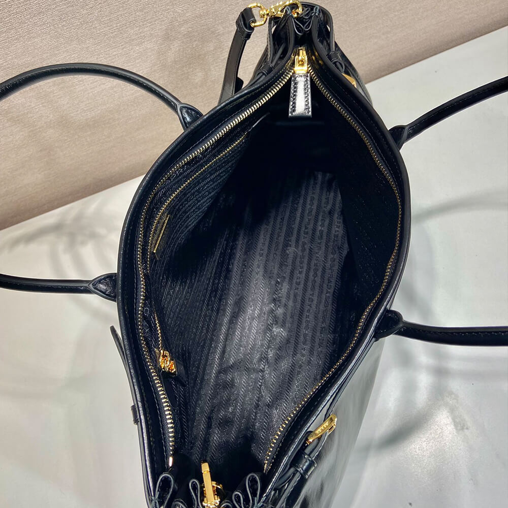 Prada Extra large leather handbag(high-end grade) - Top Club