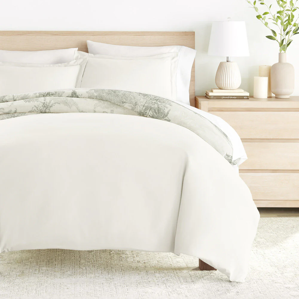 Paradise Toile Pattern 3-Piece Reversible Duvet Cover Set (Sale)
