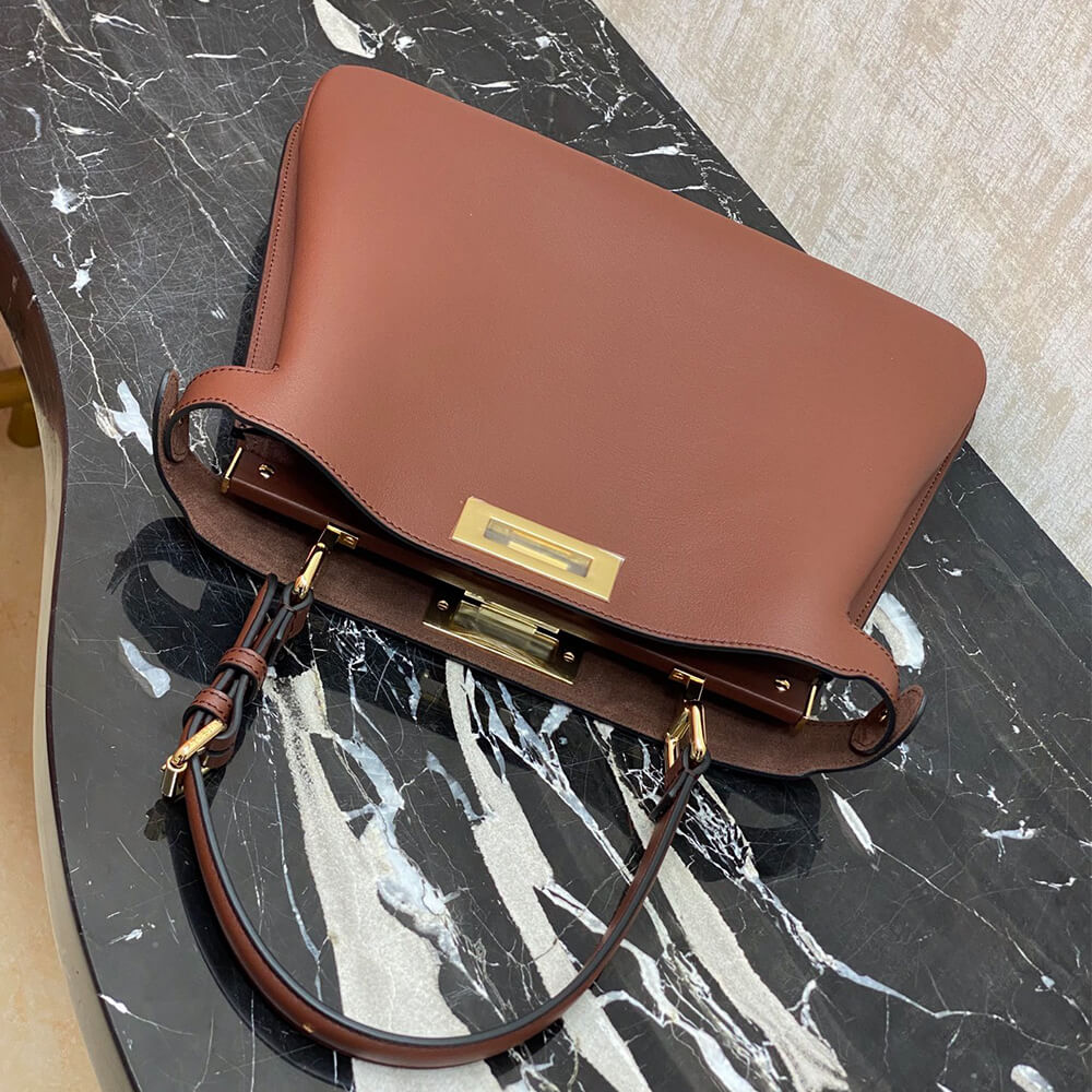 FENDI Peekaboo Soft Medium(HIGH-END GRADE) - Top Club