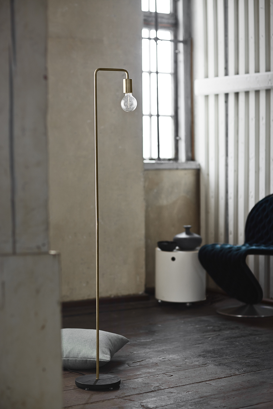 Vloerlamp cool antique brass